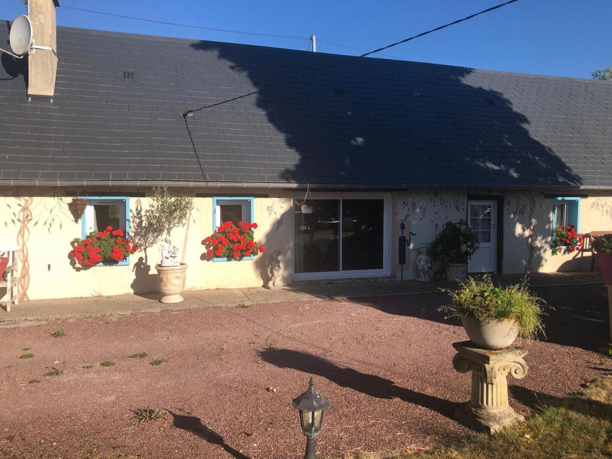 Maison Du Bonheur Villa Saint-Mards-de-Fresne Exterior photo